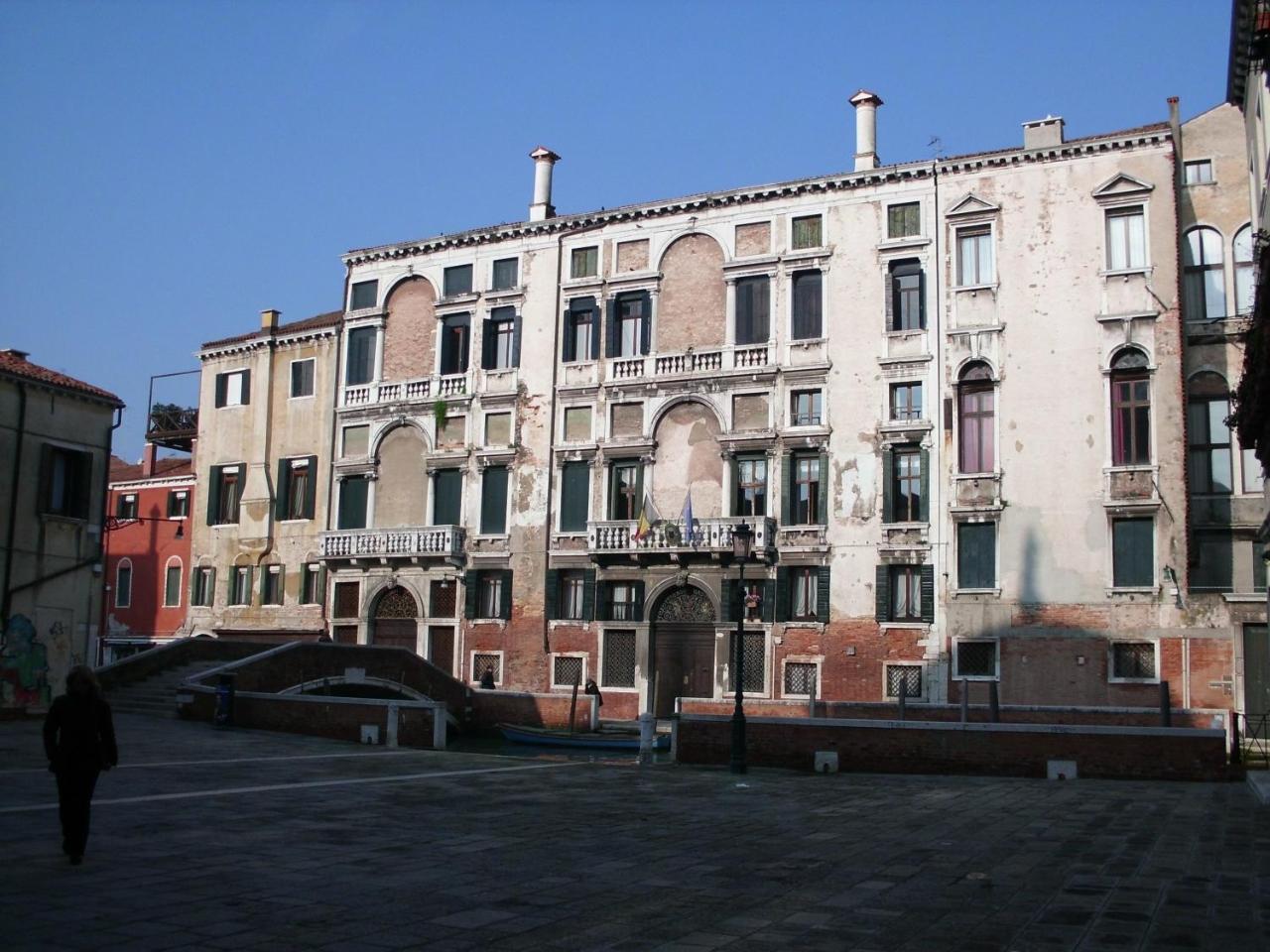Inside Palazzo Foscarini Venise